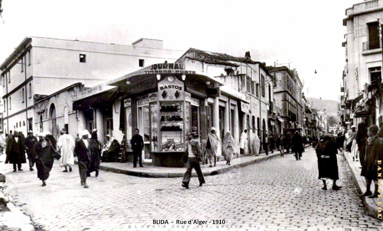 Blida - Rue d'Alger - 1910.jpg